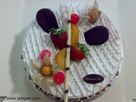 birthday-cake-laingan-dot-com